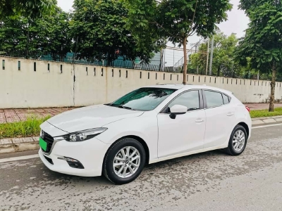 Bán em Mazda3 Facelit Hatchback 2017