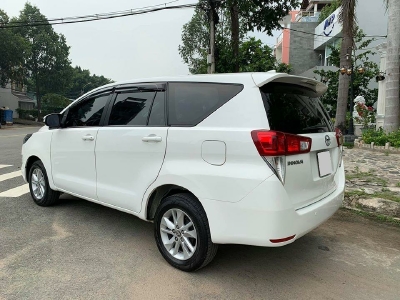 Bán Toyota Innova 2017