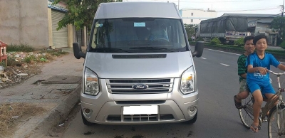 Cần bán Transit 2017