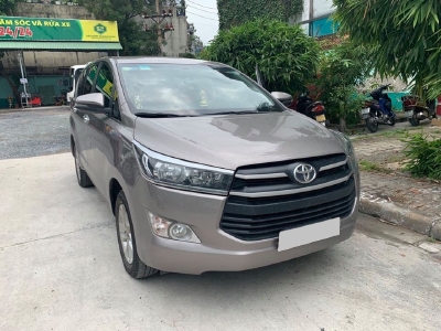 Bán Toyota Innova 2018