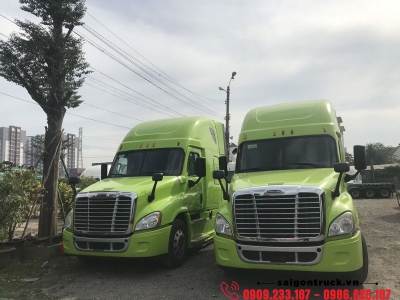 Giá Bán Đầu Kéo Mỹ Freightliner Cascadia Máy Detroit