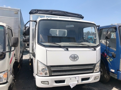 xe tải faw 7t3 thùng dài 6m2 giá tốt hỗ trợ trả góp/ gia thanh lý