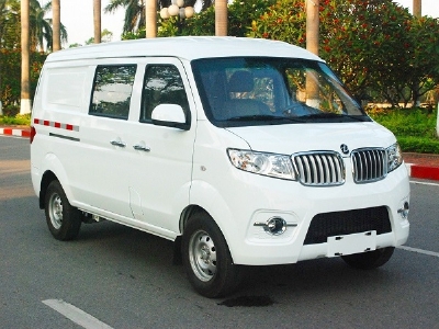 Gía xe tải van dongben x30 5 chỗ không bị cấm giờ vào thành phố
