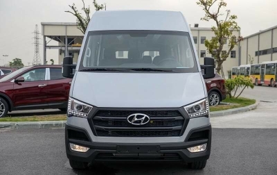 Hyundai Solati khuyến mãi tiền mặt lên đến hàng trăm triệu đồng