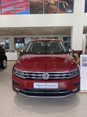 Xe Tiguan Allspace SUV 7 chỗ nhập khẩu, khuyến mãi tháng 3 liên hệ Mr Quân để có giá tốt nhất