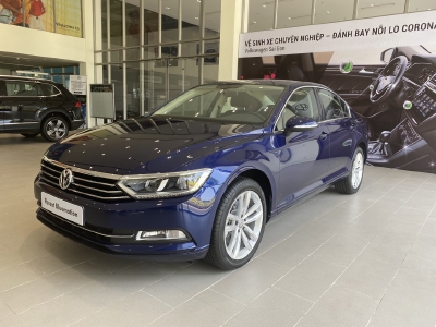 Passat Bluemotion sedan nhập Đức, khuyến mãi tháng 4 đến 177 triệu