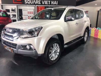 Xe isuzu MU-X 1.9 AT màu trắng,nhập khẩu giá chỉ 850 triệu đồng