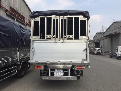 xe tải hino 5 tấn bửng nhôm đẹp, đóng thùng theo yêu cầu