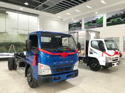 Xe Tải Mitsubitshi Fuso Canter6.5 E4 - Tải Trọng 3.490 Tấn - Động Cơ Nhật Bản