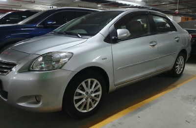 e Toyota Vios 1.5G 2012 - 352 Triệu - Chạy 5,8 vạn. Còn gần như mới tinh.