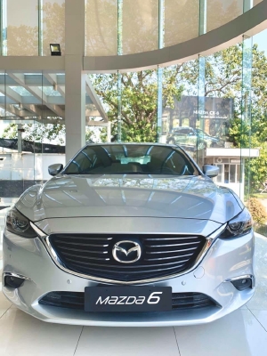 Bán Mazda6 Màu bạc, giảm giá 150 Triệu + tặng BHVC