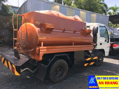 Xe bồn chở xăng Isuzu 3 khối 2020