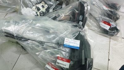 813101D010 /813201D020/814101D010/814201D010 Ổ khóa ngậm cửa Kia Carens