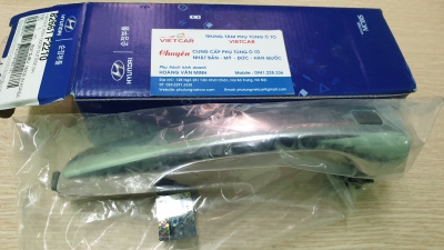 82661F2210 Tay cửa Hyundai Elantra