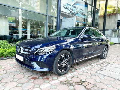 Bán Mercedes C180 2020 màu Xanh biển đẹp chạy lướt cực mới giá tốt