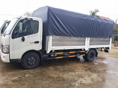 Xe tải hino 300 series - 3 tấn 5 giá rẻ