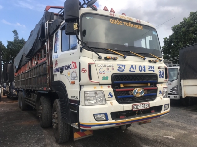 cần bán xe tải 4 chân hd320 đời 2015 đăng ký 2016 xe đẹp giá rẻ , có hỗ trợ trả góp