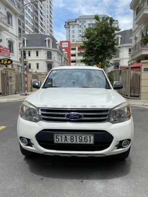 Ford Everest AT 2014 màu trắng xe cực đẹp