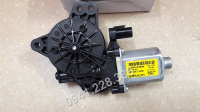 82460A7000/82450A7000 Mô tơ lên xuông kính trước Kia K3