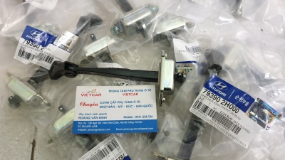 793902H000 HẠN CHẾ HÀNH TRÌNH CÁNH CỬA HYUNDAI ELANTRA