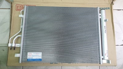 Két nước Hyundai Elantra, KIA K3 253103X101