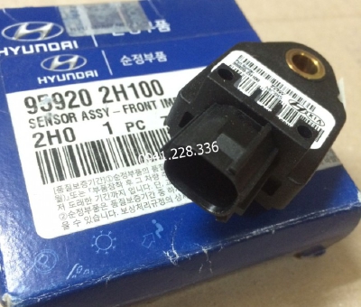 959202H100 Cảm biến va chạm (cảm biến kích nổ túi khí) Hyundai Avante