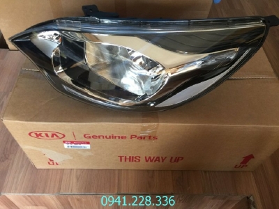 921011D070 921021D070  Đèn pha cos  Kia Caren