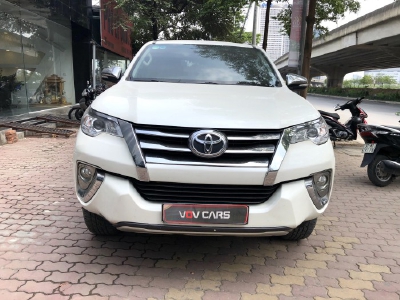 Toyota Fortuner 2017 nhập khẩu nguyên chiếc
