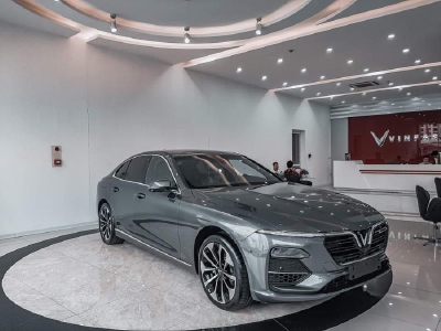 Vinfast Lux A 2.0 Turbo, giảm 10% giá xe, KM tiền mặt, Trả góp 0%