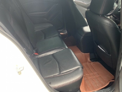 mazda 3 1.5AT sedan sx 2016 màu trắng bs SG xe quá đẹp