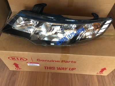 Đèn pha  phải Kia Forte/Cerato