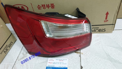 924011W000 / 924011W010 Đèn hậu ngoài  không led Kia Rio