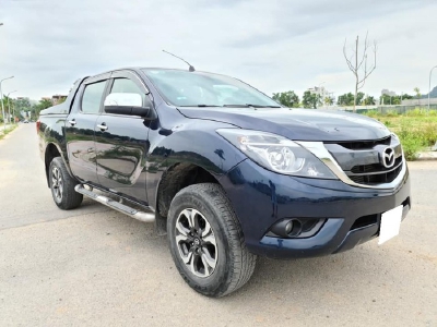 Cần bán xe Bt50, sản xuất 2016, số tự động, máy dầu 2.2, màu xanh
