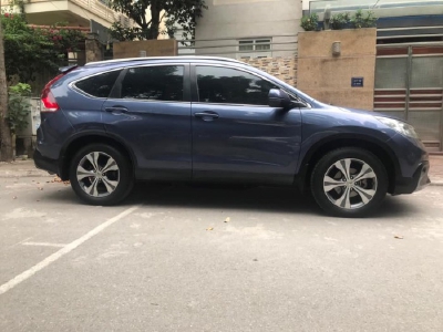 Gia đình cần bán CRV 2.4 model 2015, bản full option, màu xanh đen