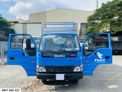 Isuzu QKR270 thùng kín phiên bản cabin màun xanh, trả góp 80%