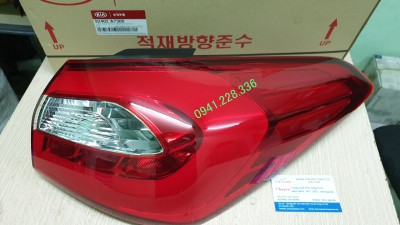 92402A7300 Đèn hậu miếng ngoài phải Kia K3