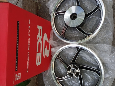 Mâm 5 cây CNC Racing Boy dành cho Vario
