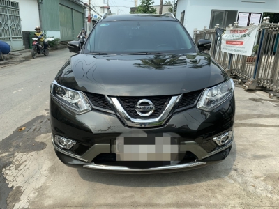 NISSAN X-TRAIL 2.5L SV 4WD 2017 đăng ký 2018 màu xanh đen