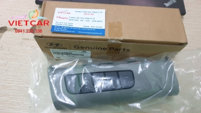 93700F2000PKG  Công tắc trên taplo Hyundai Elantra