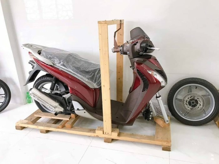 Người Việt chi hơn 200 triệu tậu Honda SH Sporty nhập  Xe máy